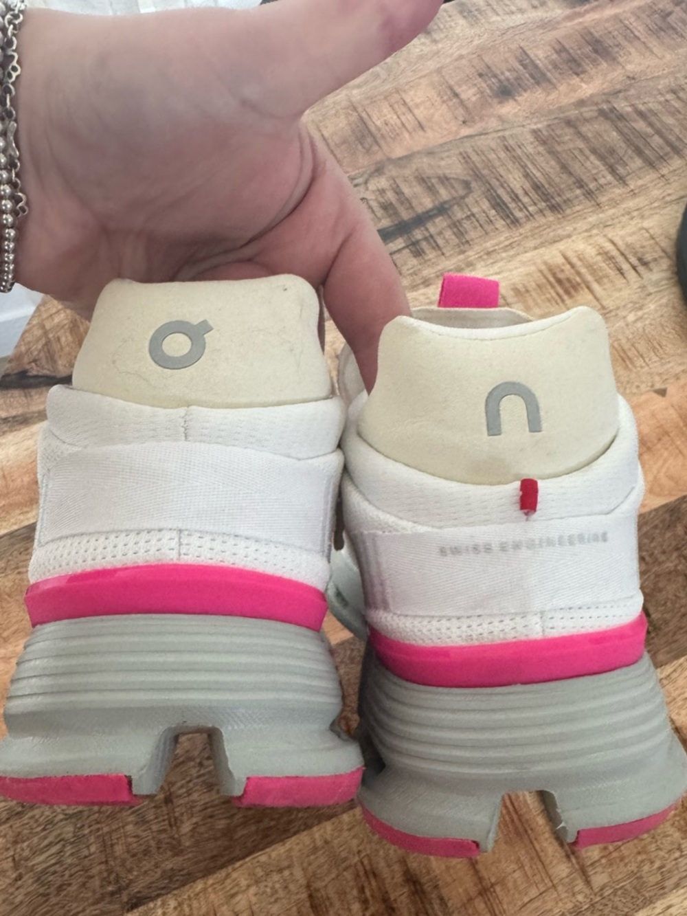 On Cloud Cloudnova "Barbie" Women Pink
Shoes White - Picture 4 of 6